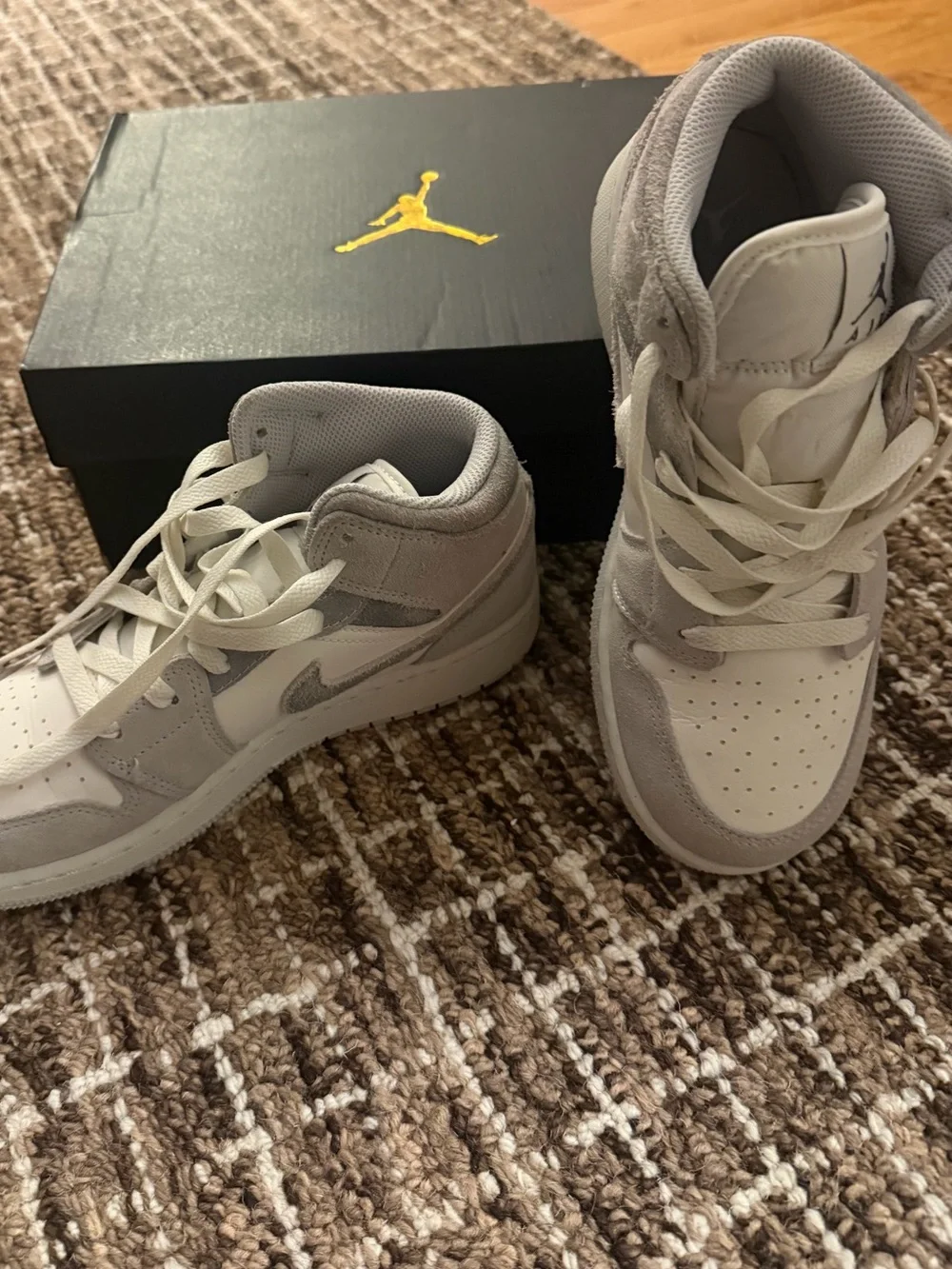 Nike Air Jordan 1 Mid SE (GS)